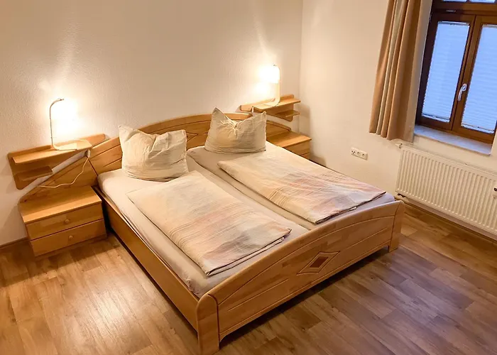 Ferienwohnung Morgensonne Am Kurpark Bad Berka - Parkplatz - Spielplatz - Wlan - 2 Schlafzimmer